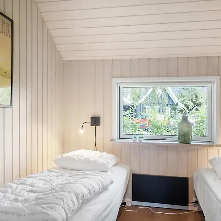 Awesome In Vaeggerlose With Sauna
