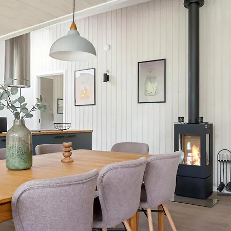 Awesome In Vaeggerlose With Sauna Semesterbostad Bøtø By